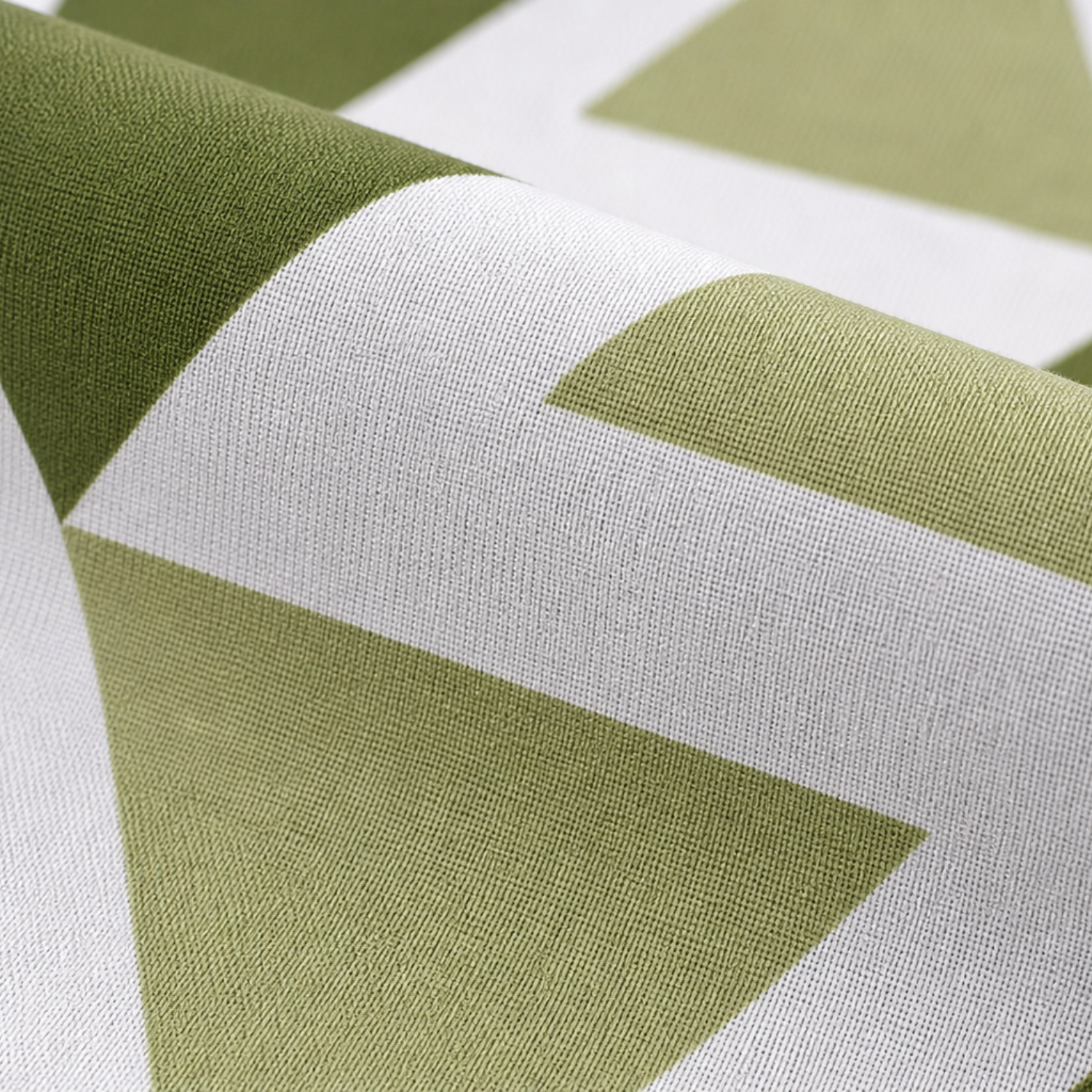 Aroha Green Geometric Printed Double Bedsheet with 2 Pillow Covers