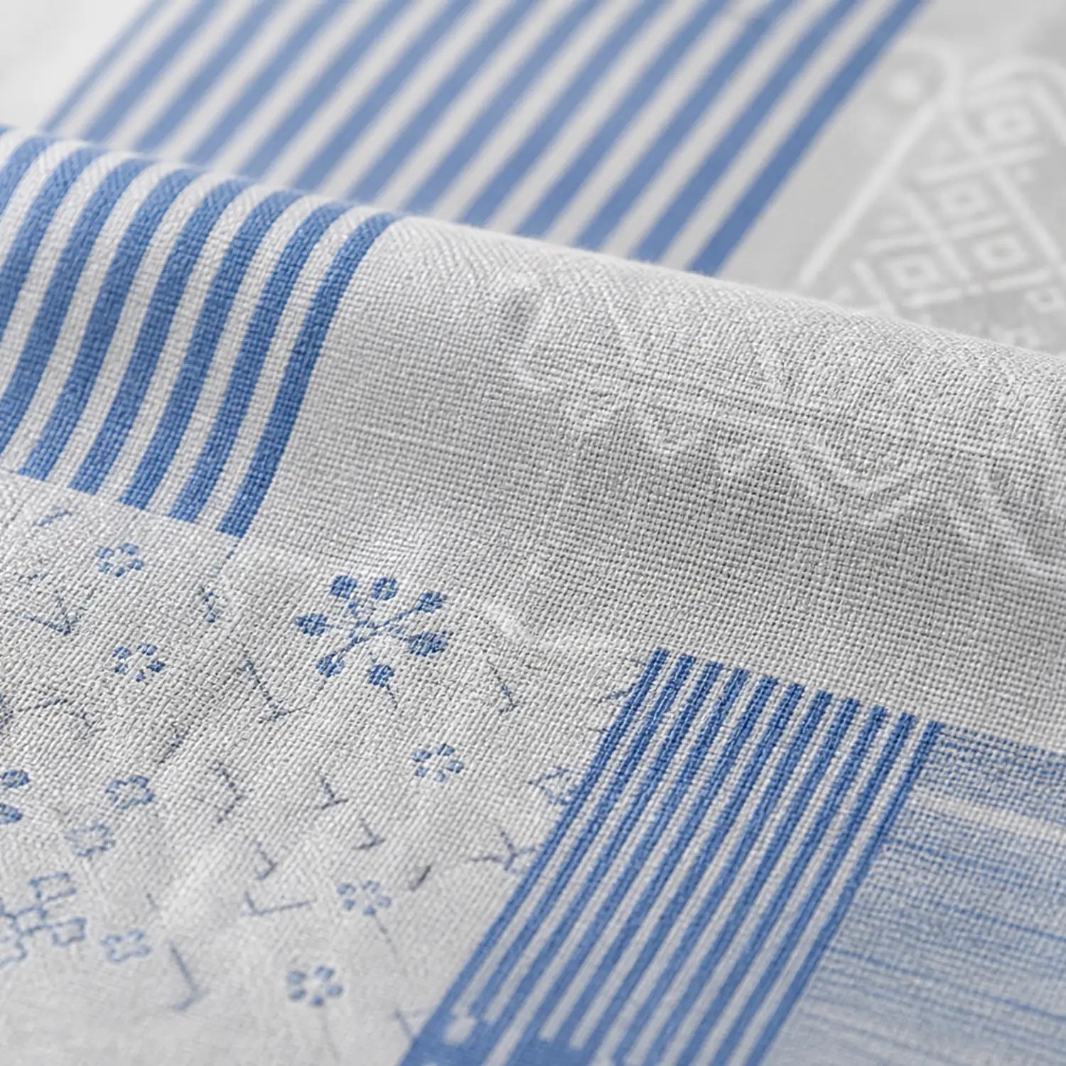 Nivra Blue Geometric Printed Double Bedsheet with 2 Pillow Covers – Contemporary Checkered Design