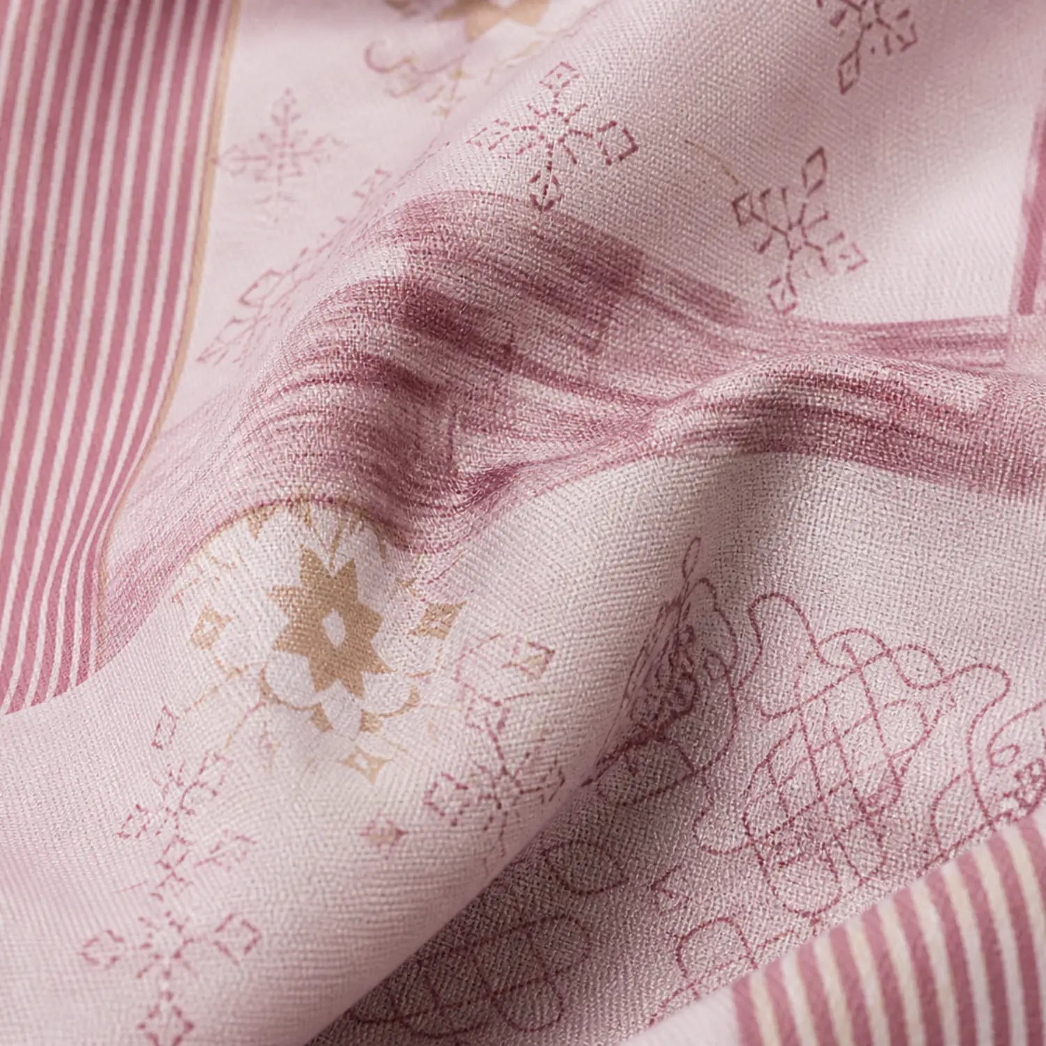 Nivra Pink Geometric Printed Double Bedsheet with 2 Pillow Covers – Modern Patchwork Design
