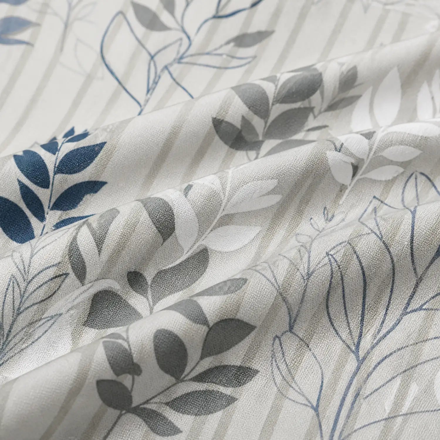 Nivra Lavender Floral Printed Double Bedsheet with 2 Pillow Covers – Elegant Leaf Pattern